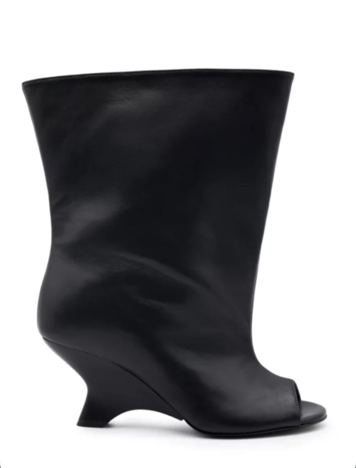 מגף שחור פתח קדמי