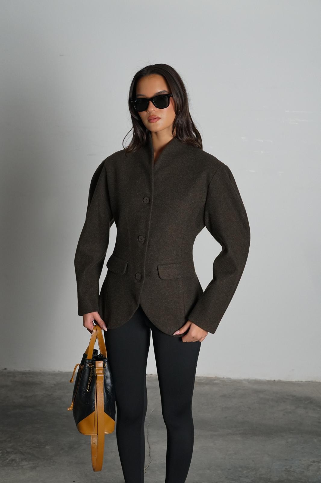 גקט מלסיה חום