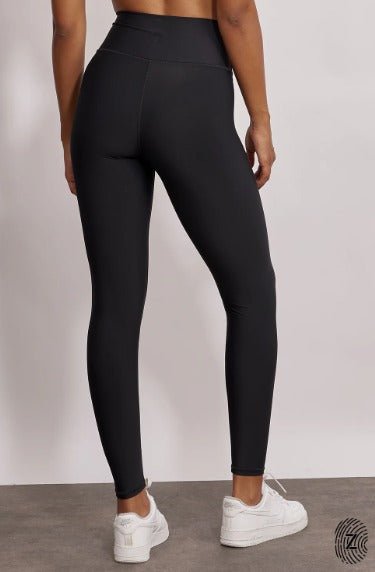 טייץ שחור ספיר אביסרור - C’est Moi