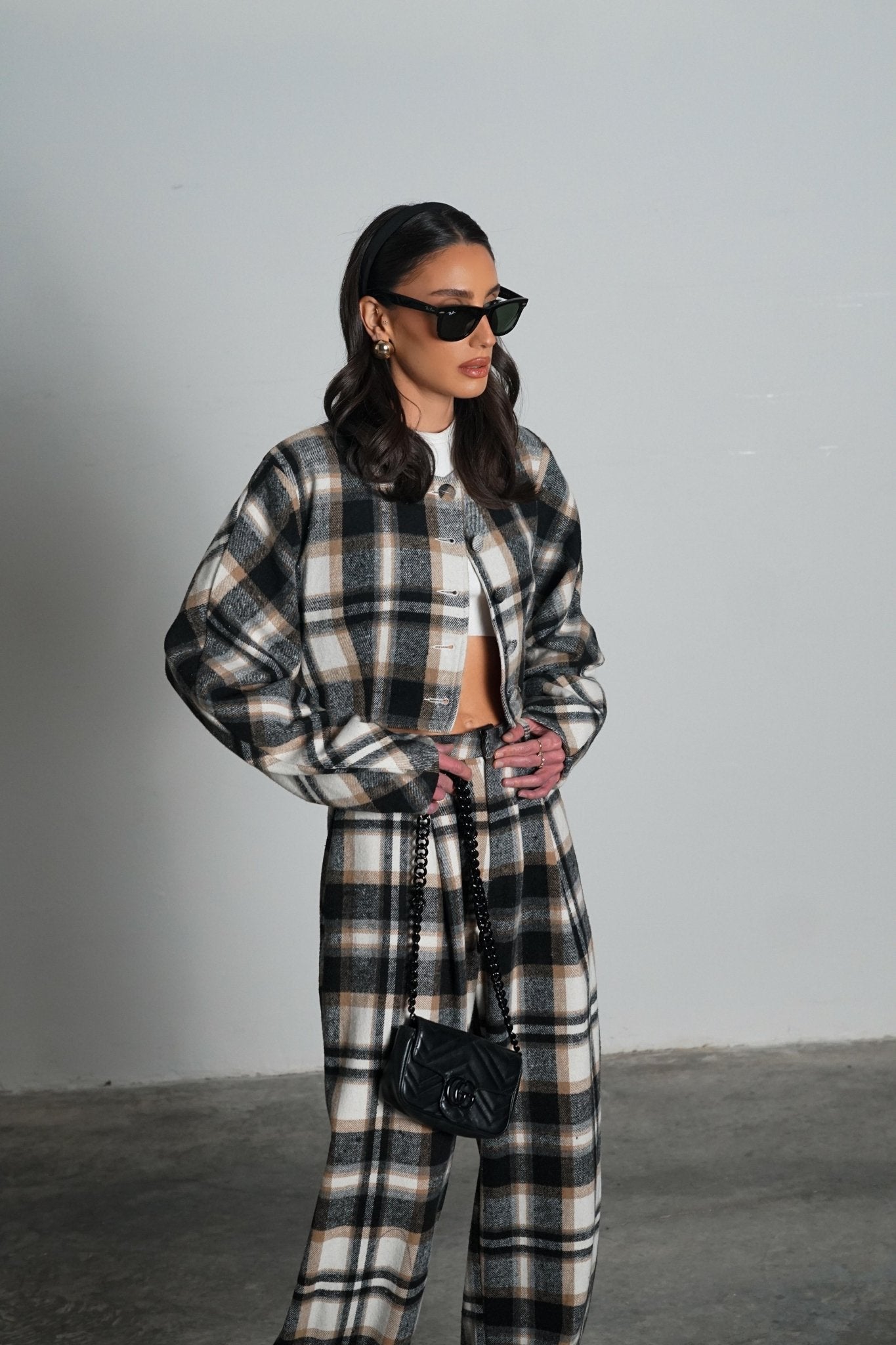 חליפת פטיסר לבן חום - C’est Moi