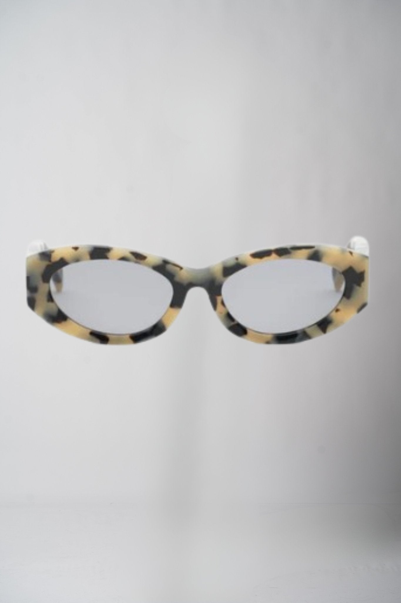 מנומר בז' חתולי - C’est Moi