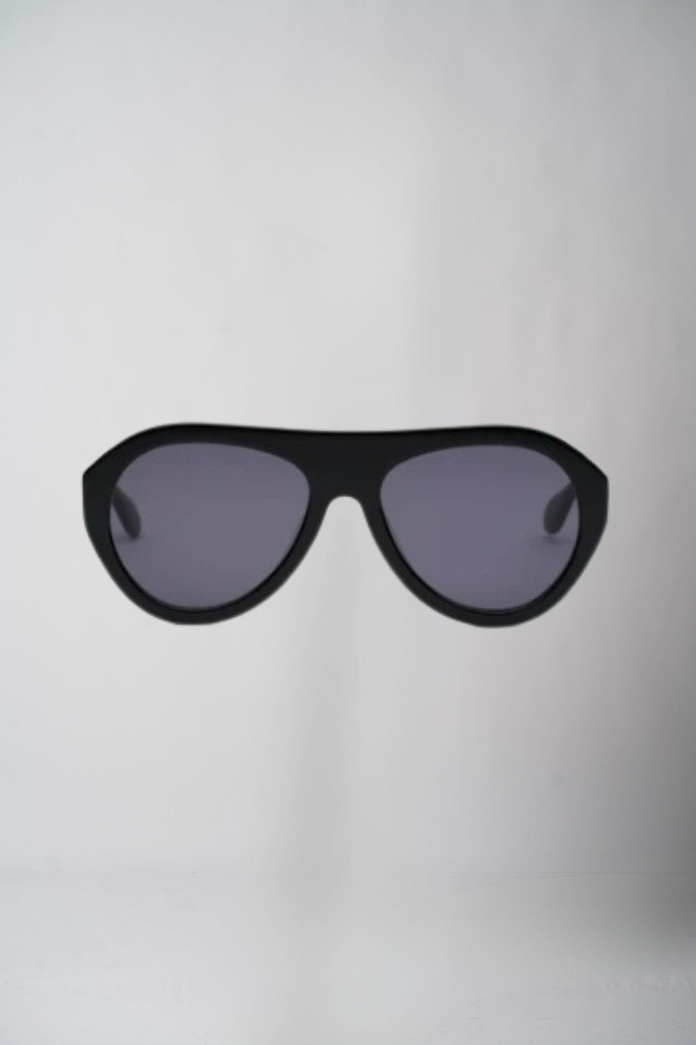 שחור עגול כהה - C’est Moi