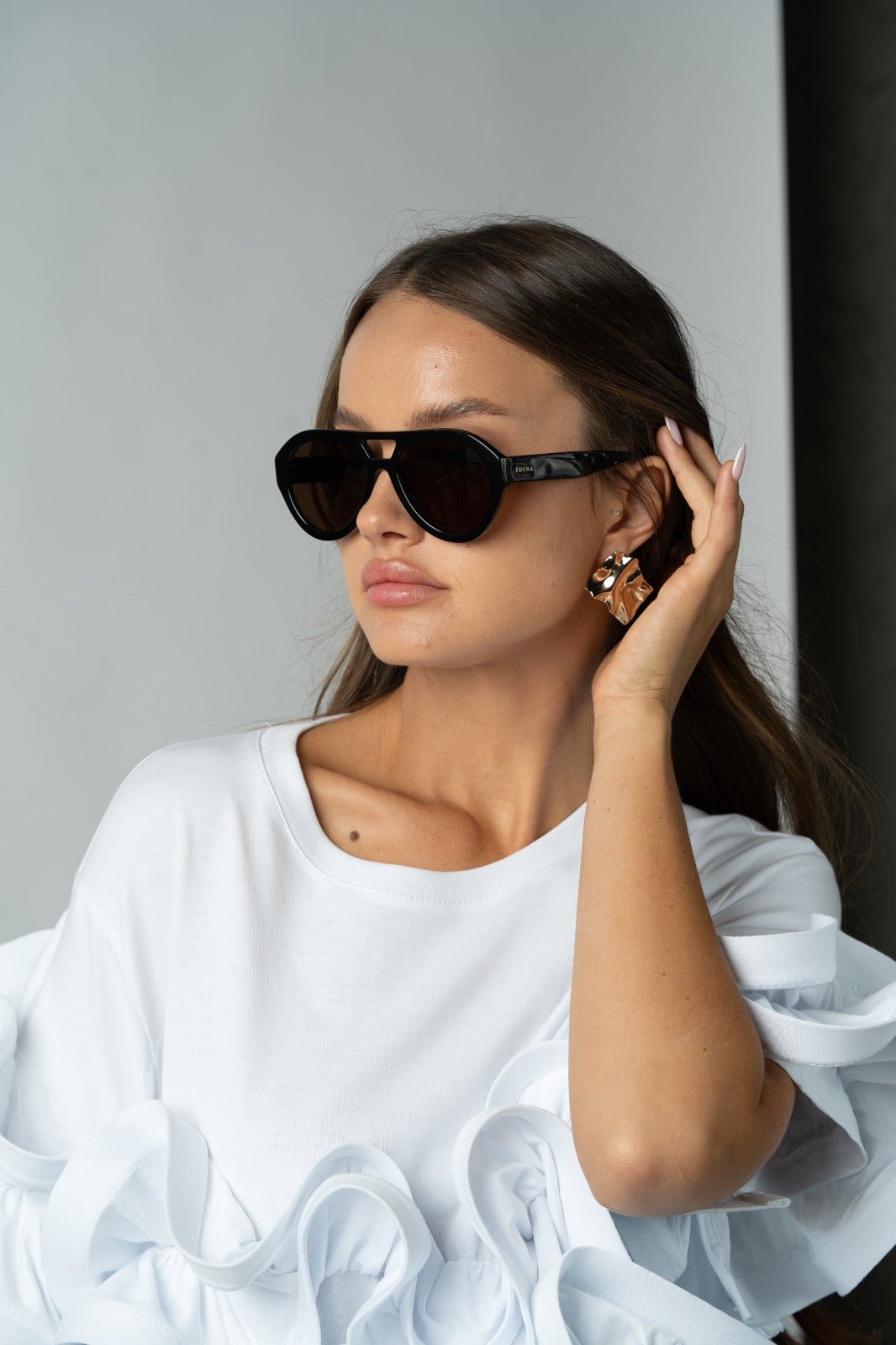 שחור עגול כהה - C’est Moi