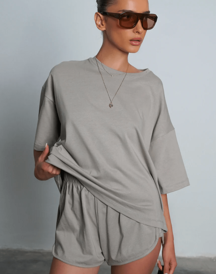 חולצות - C’est Moi