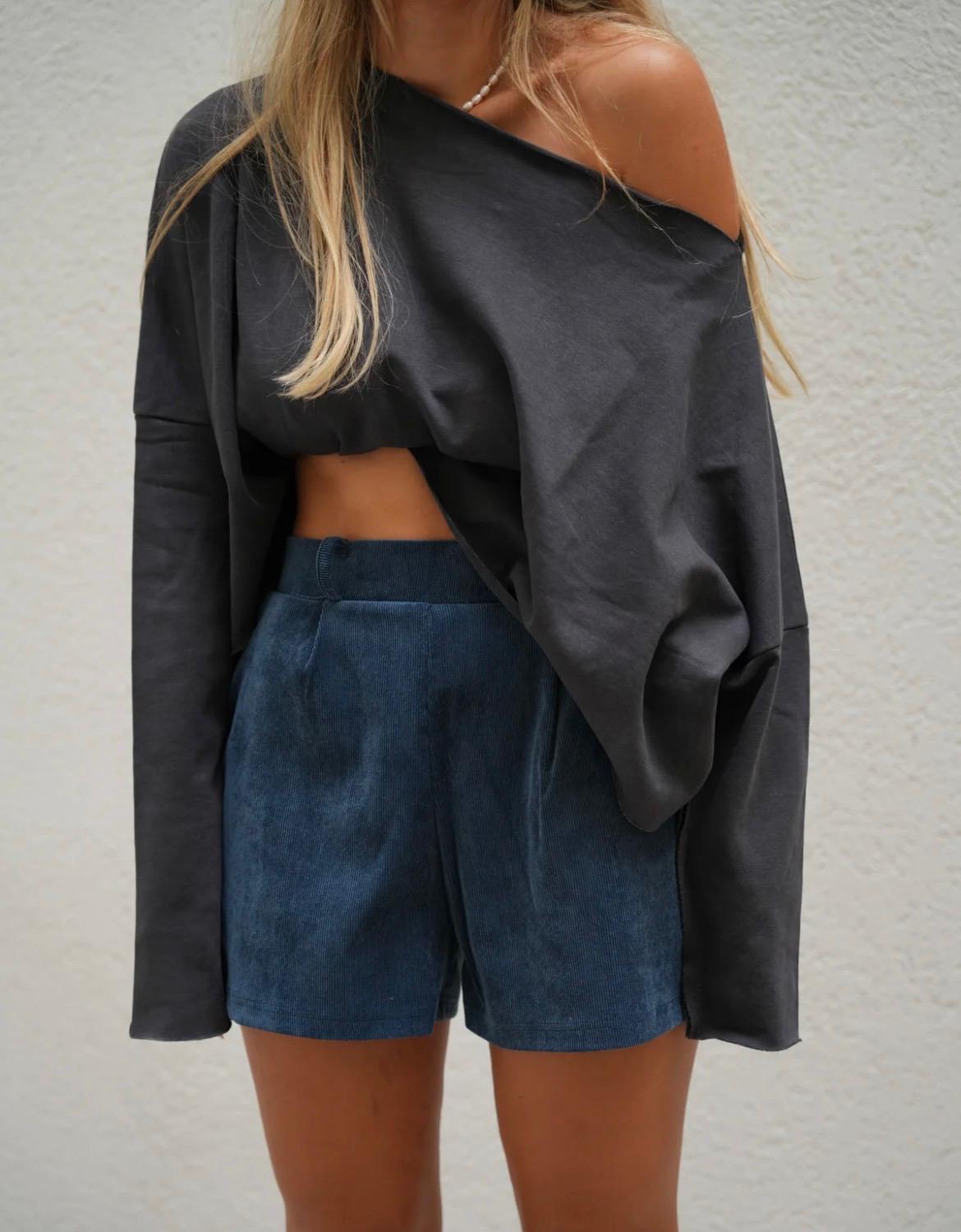 קרופ Reese Azure