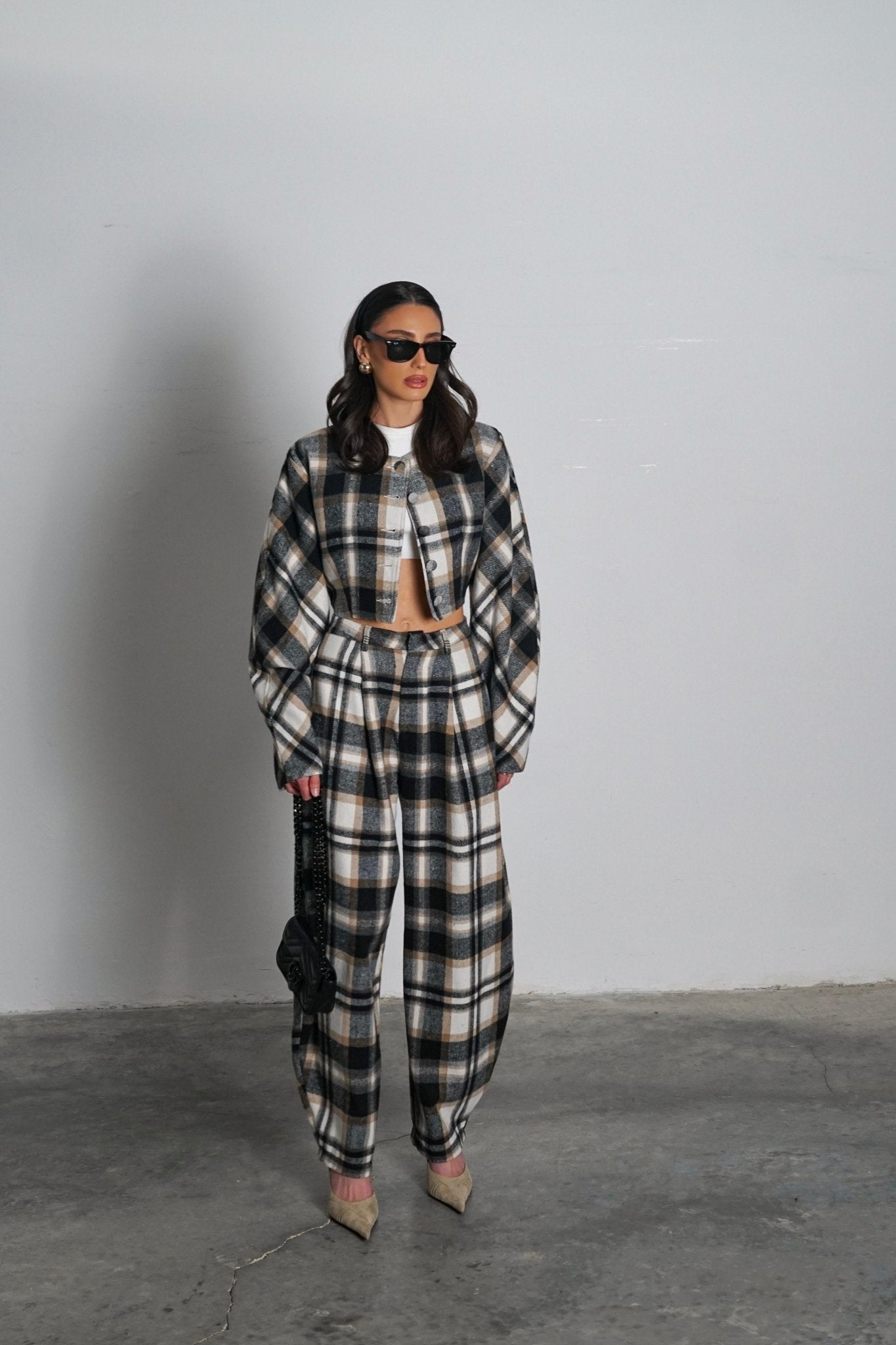 חליפת פטיסר לבן חום - C’est Moi