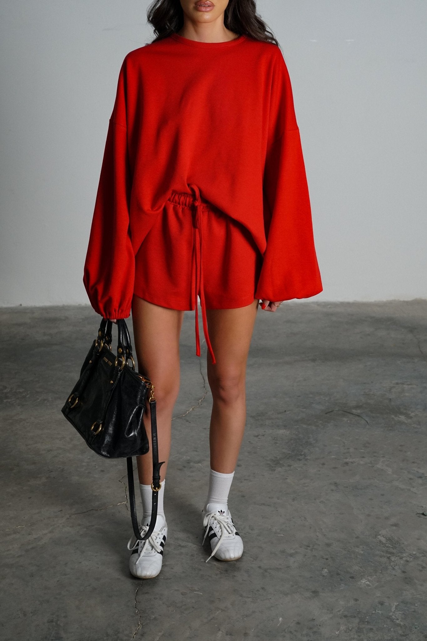 חליפת סאליבן - אדום - C’est Moi