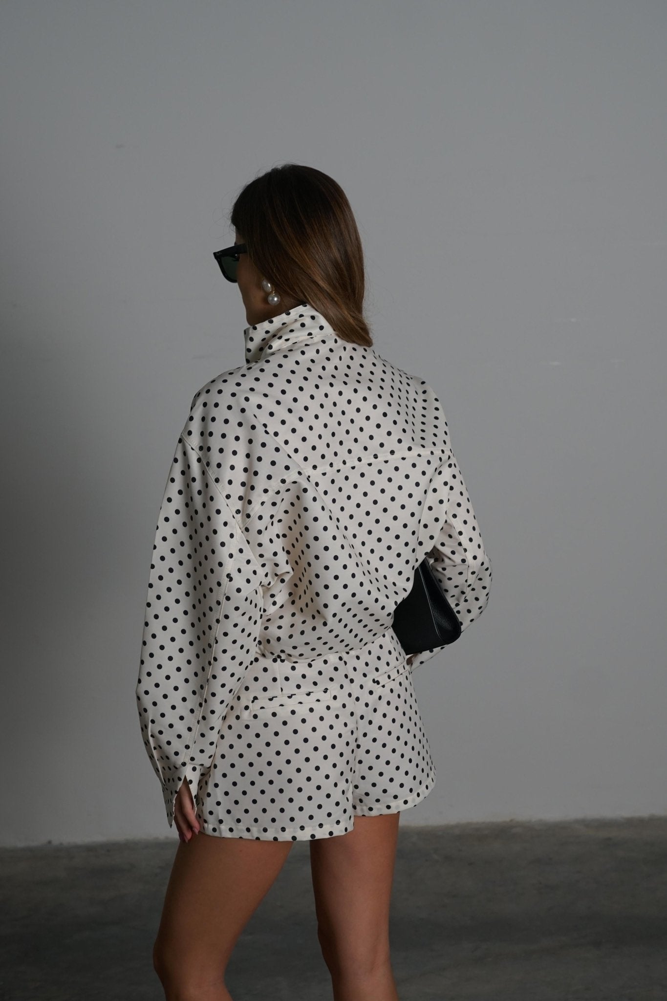 חליפת טומיק - C’est Moi