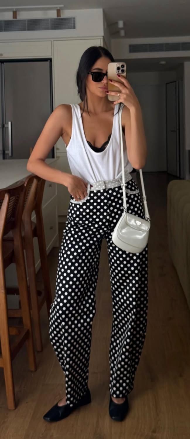 מכנס נקודות שחור - C’est Moi