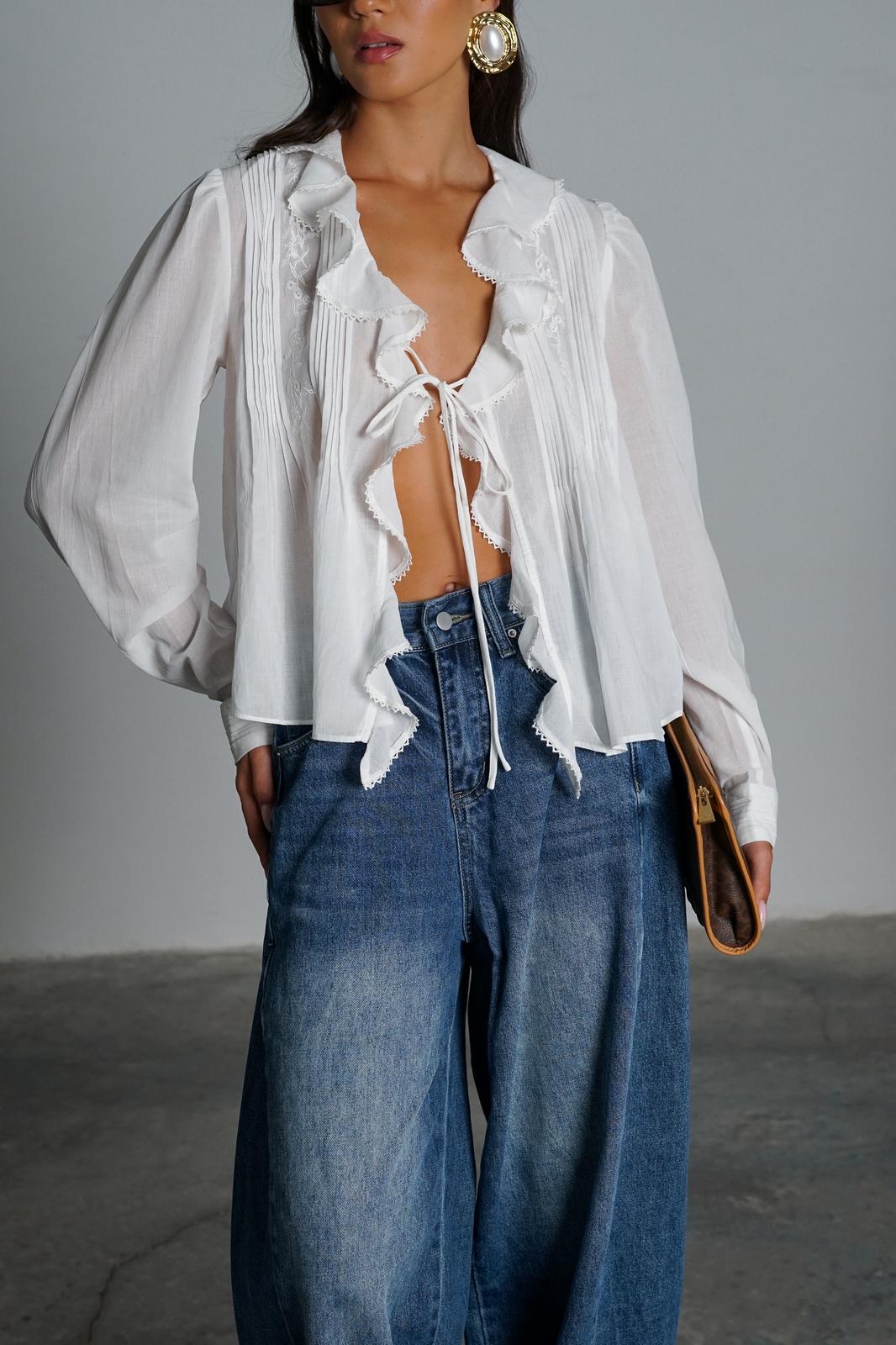 חולצת קרטר לבנה - C’est Moi